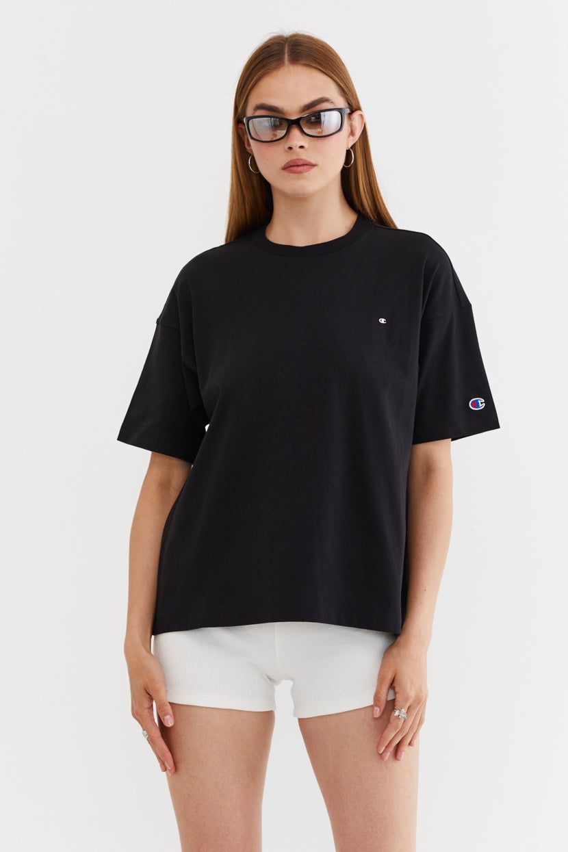 טי-שירט אוברסייז דיטייל לוגו // Champion sold by Adika