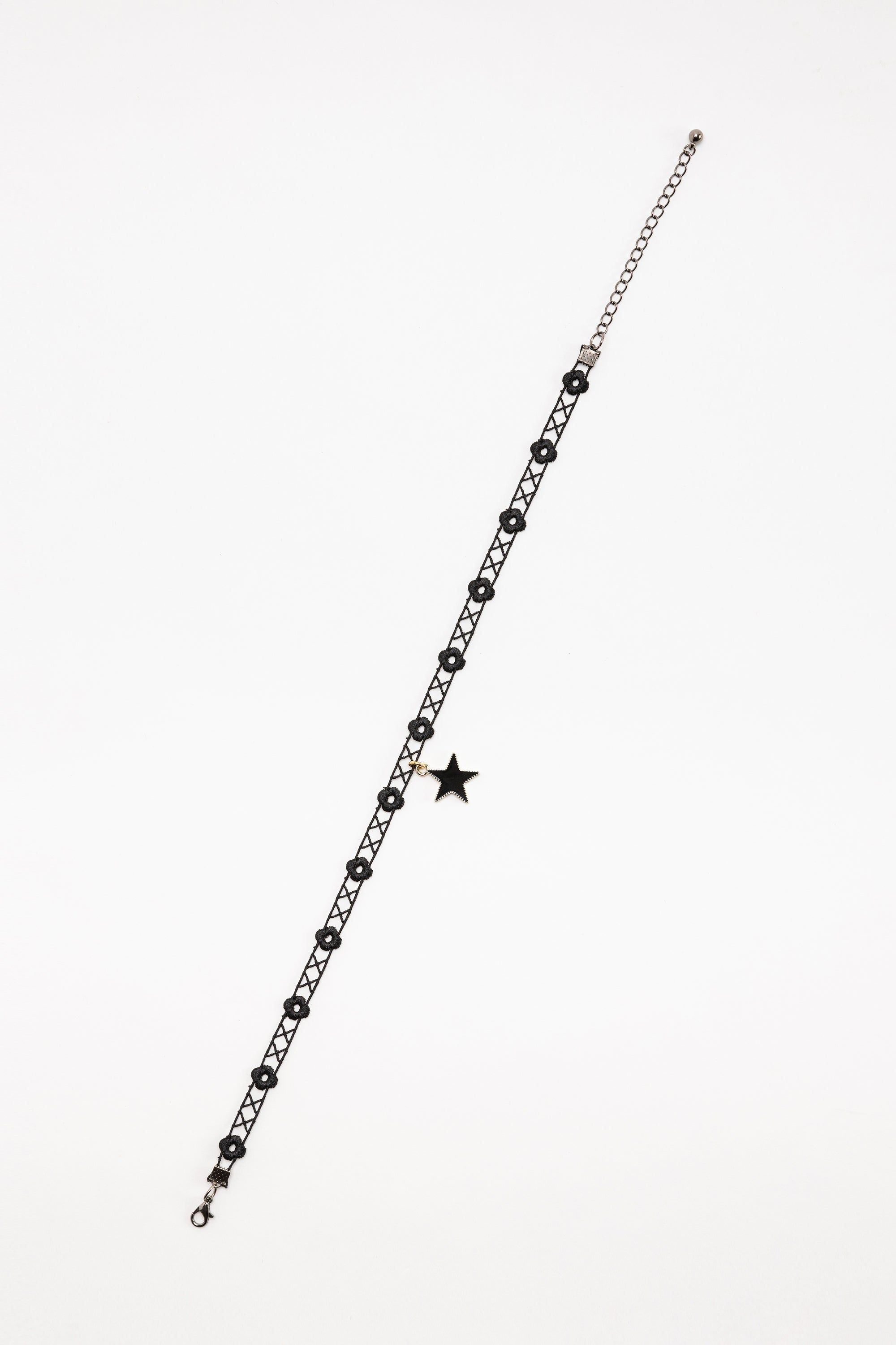 צ'וקר תליון סטאר בשילוב תחרה sold by Adika product image thumbnail 3