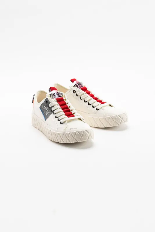 נעלי סניקרס בשילוב פאצ'ים // Palladium sold by Adika