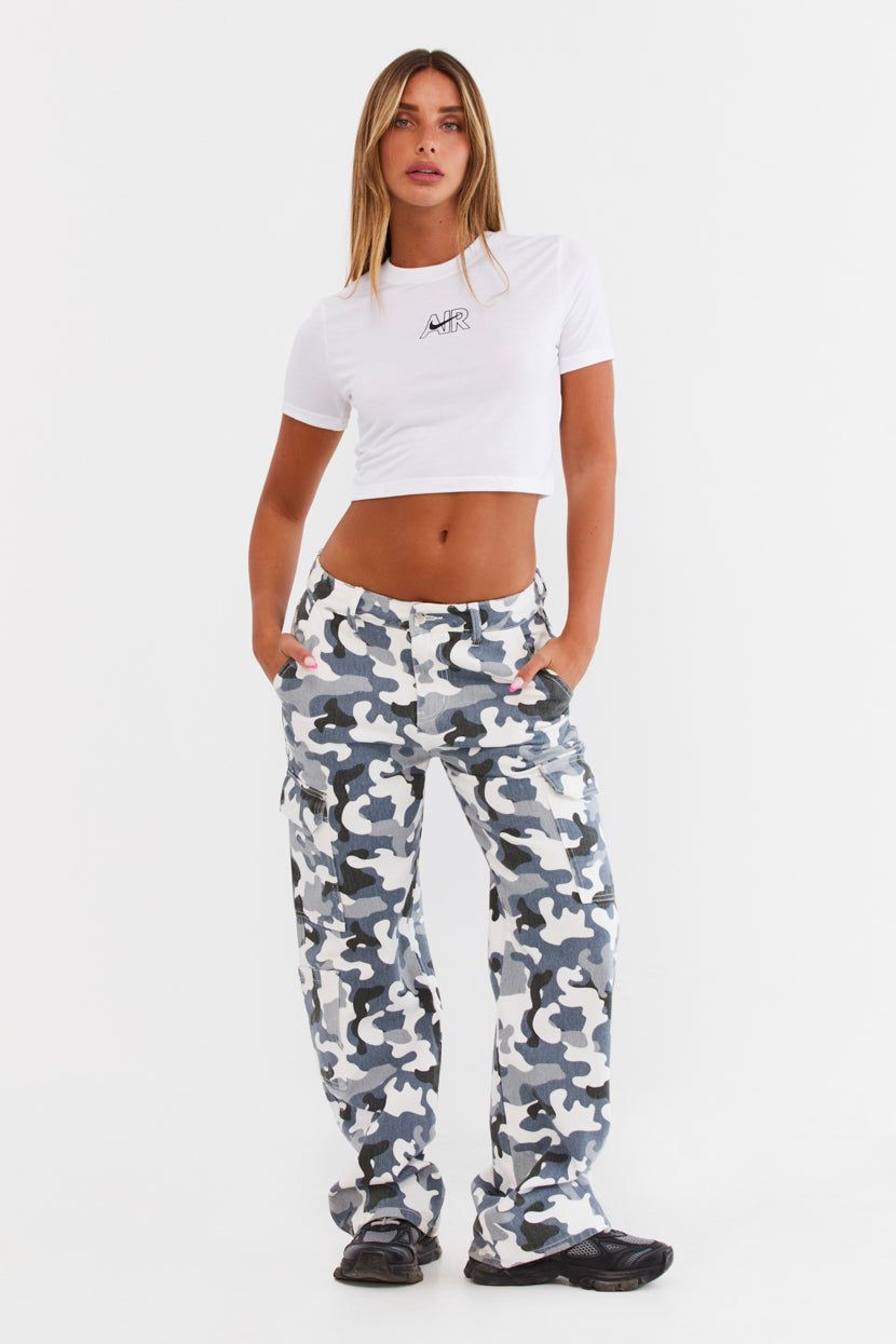 טופ קרופ AIR לוגו רקום // NIKE sold by Adika product image thumbnail 2