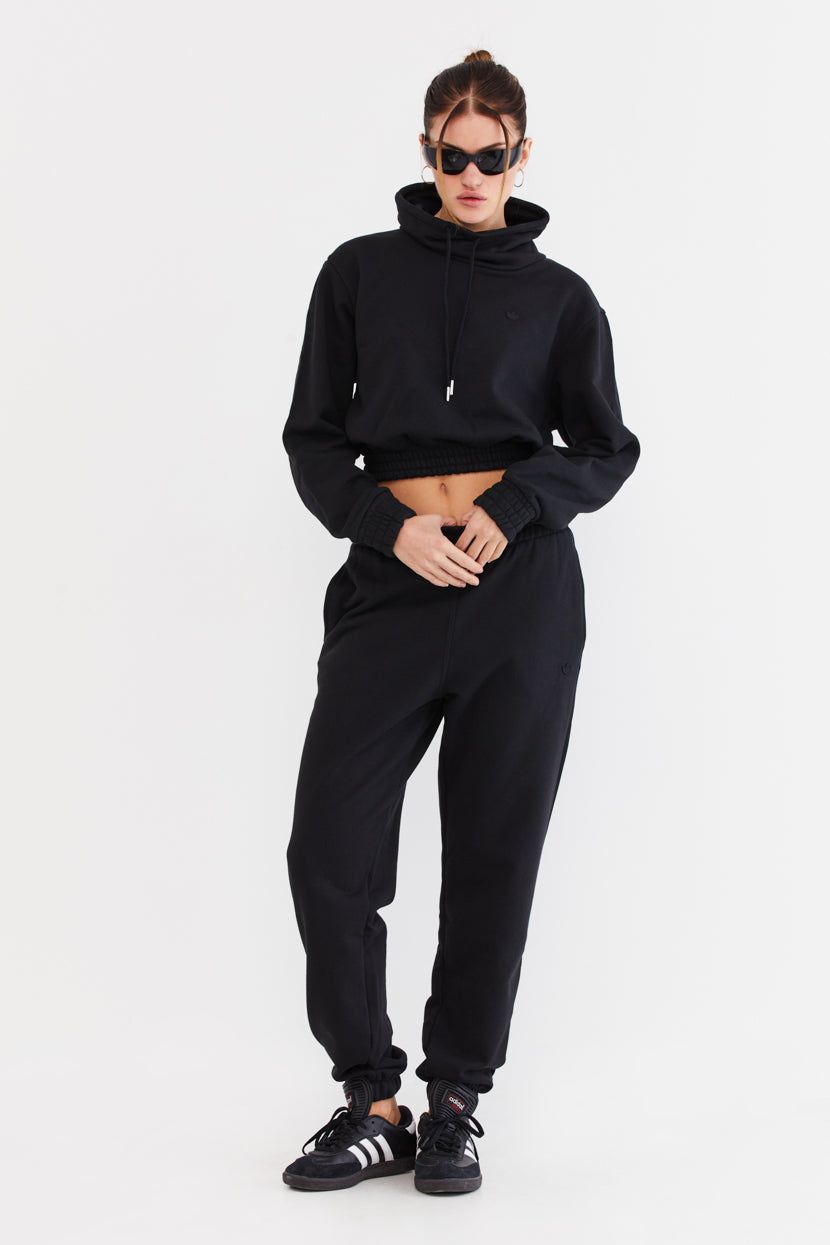 מכנסי טרנינג ADICOLOR בד פוטר // adidas sold by Adika