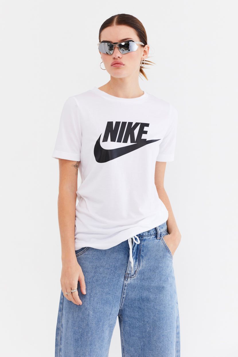 טי-שירט קלאסית לוגו // NIKE sold by Adika product image thumbnail 2