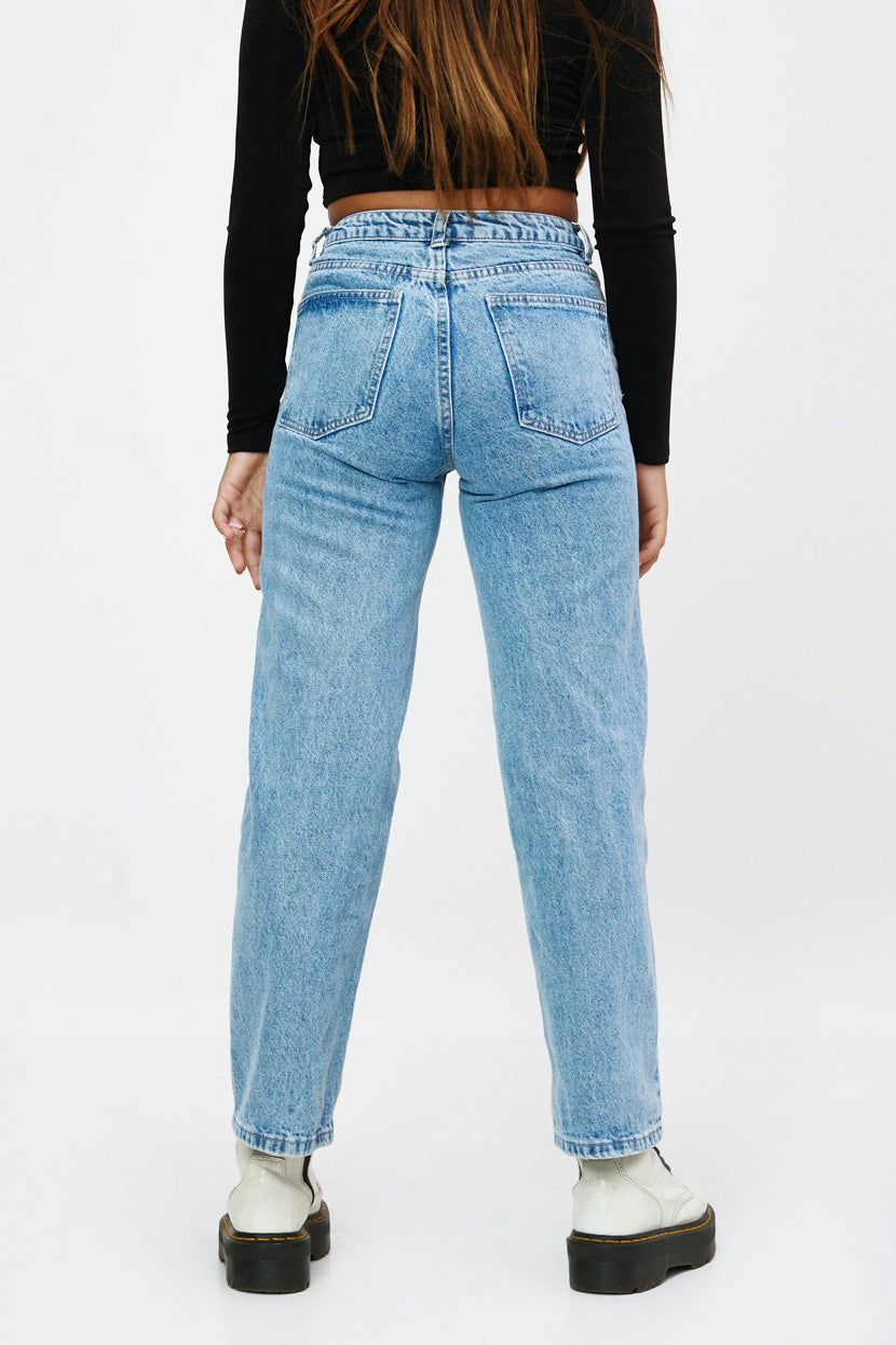 מכנסי ג'ינס בוני גזרה ישרה sold by Adika product image thumbnail 5