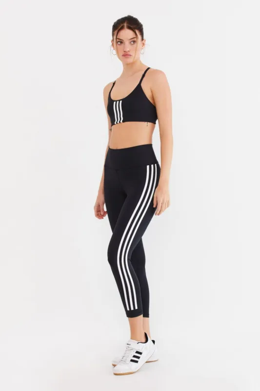 מכנסי טייץ 7/8 פסים צידיים // adidas sold by Adika