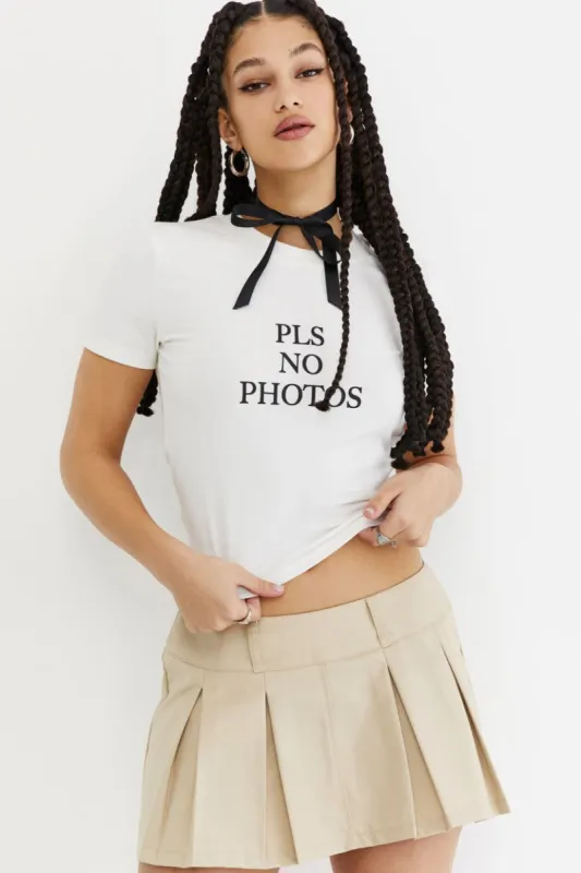 טי-שירט קרופ Pls No Photos sold by Adika