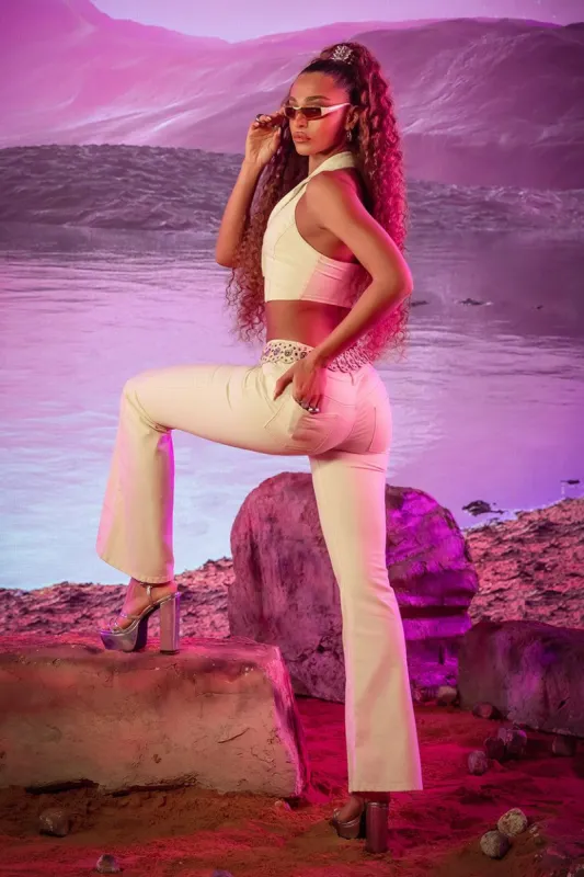 מכנסי All In גזרה מתרחבת sold by Adika