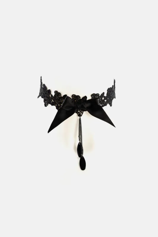 צ'וקר קיוטי בשילוב תחרה sold by Adika