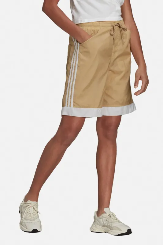 מכנסי שורטס בד ניילון // adidas sold by Adika