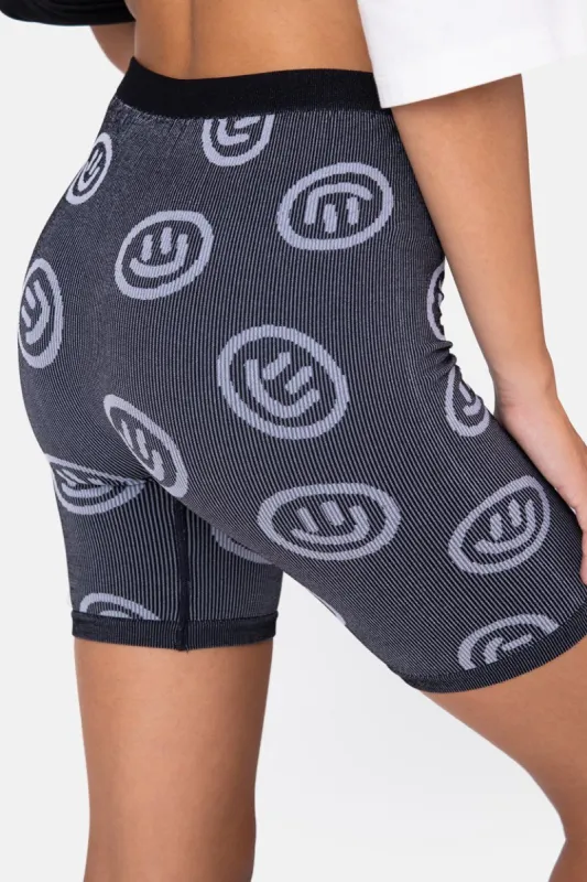 שורטס בייקר סמיילס בד סרוג sold by Adika