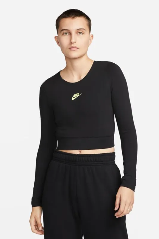 טופ קרופ פתח גב // NIKE sold by Adika
