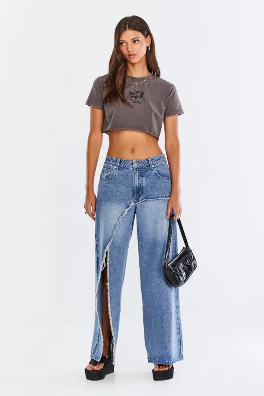 טי-שירט Astro Life גזרת קרופ sold by Adika