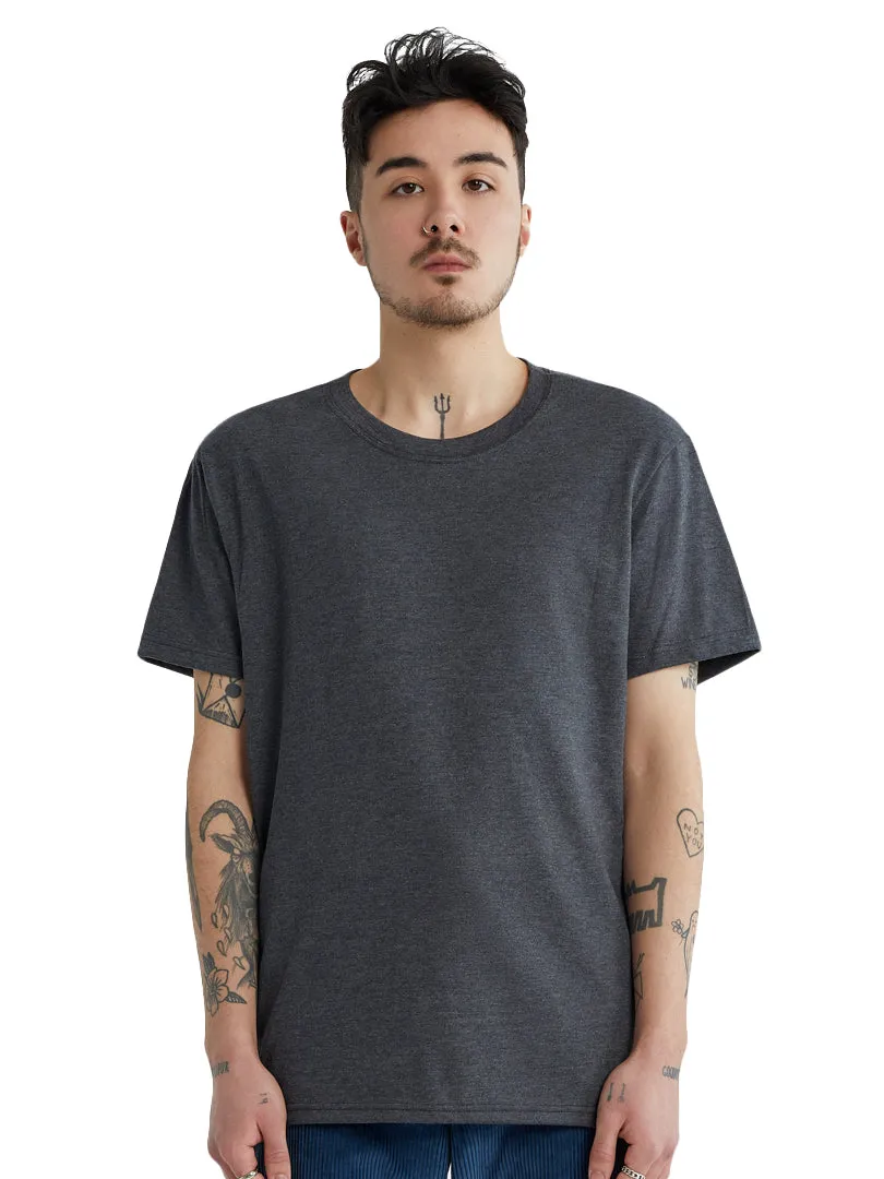 Essential T-Shirt - Charcoal - 3 Pack sold by C'est beau product image thumbnail 4