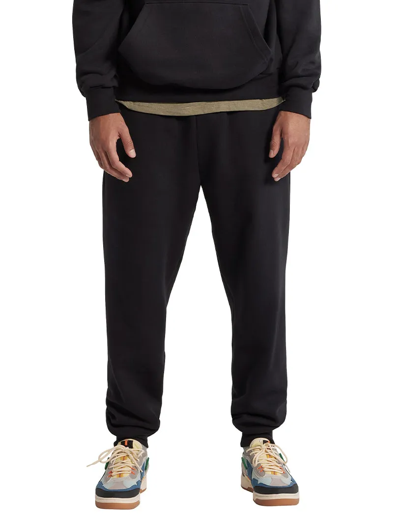 Essential Sweatpants - Black sold by C'est beau