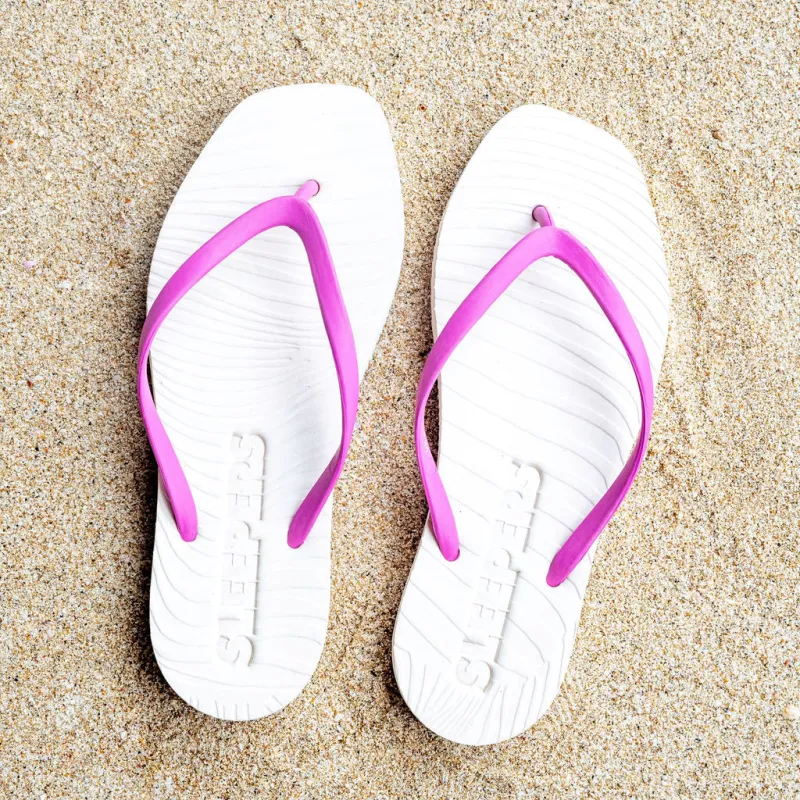 Tapered Eggnog med Festival Fucsia strap Flip Flop sold by Sleepers