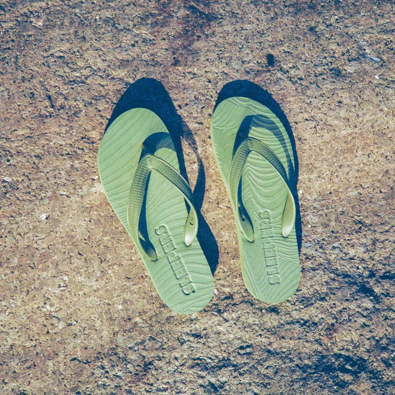 Slim Wide Strap Green sold by Sleepers