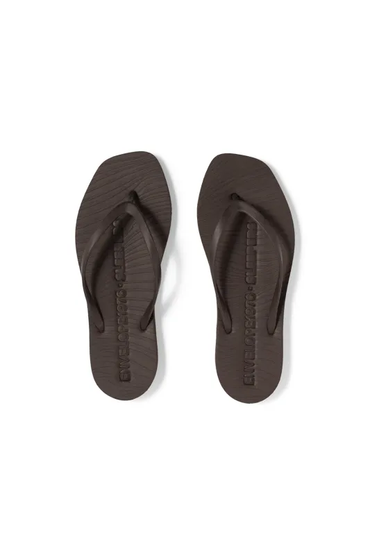 ENVELOPE 1976 x Sleepers Truffle made by Sleepers