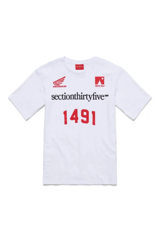 Por Vida Tee - White sold by SECTION 35