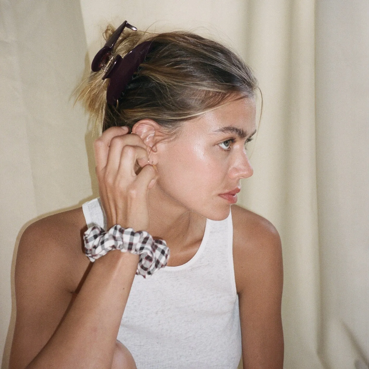 Big Effing Clip in Bordeaux sold by Emi Jay product image thumbnail 2