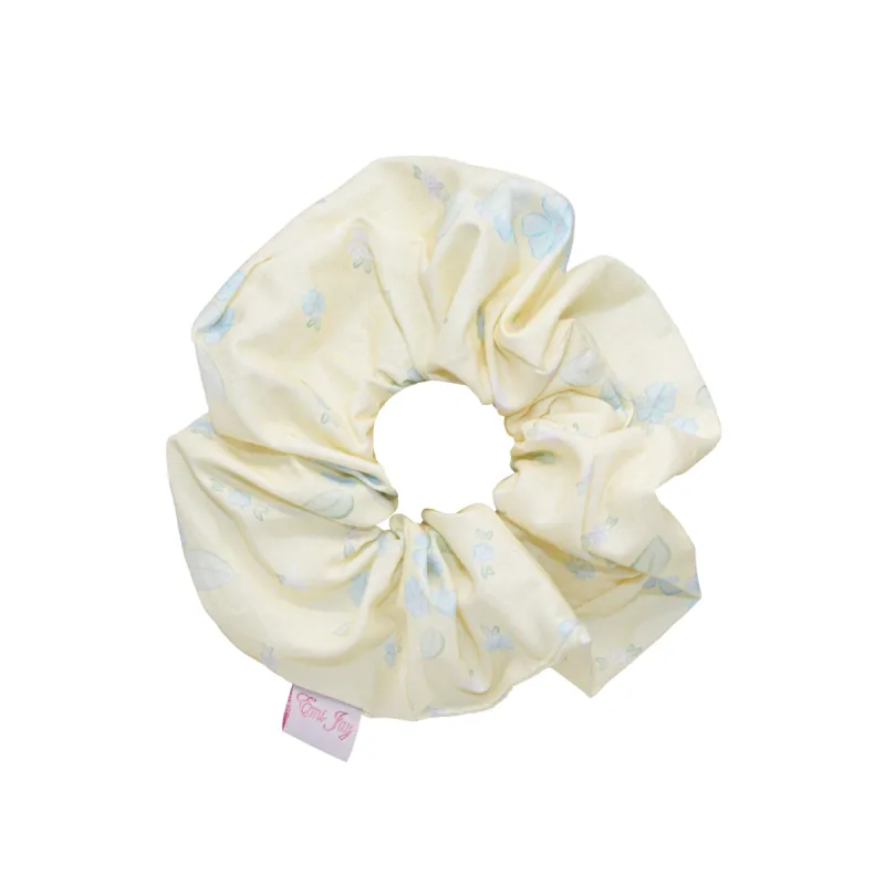 Linen Printed Scrunchie in Honey Butter sold by Emi Jay