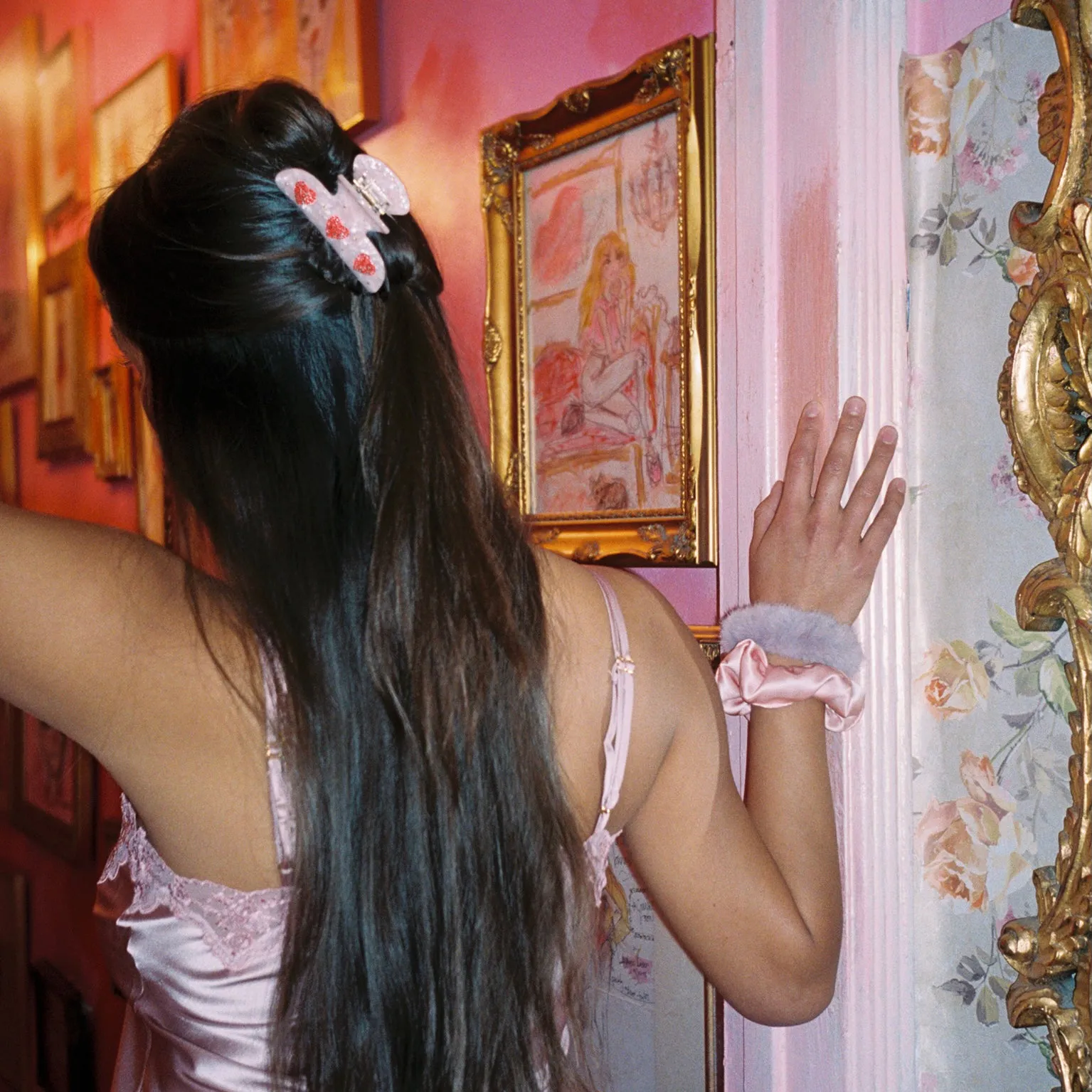 Sweetheart Clip in Love Bug sold by Emi Jay product image thumbnail 3