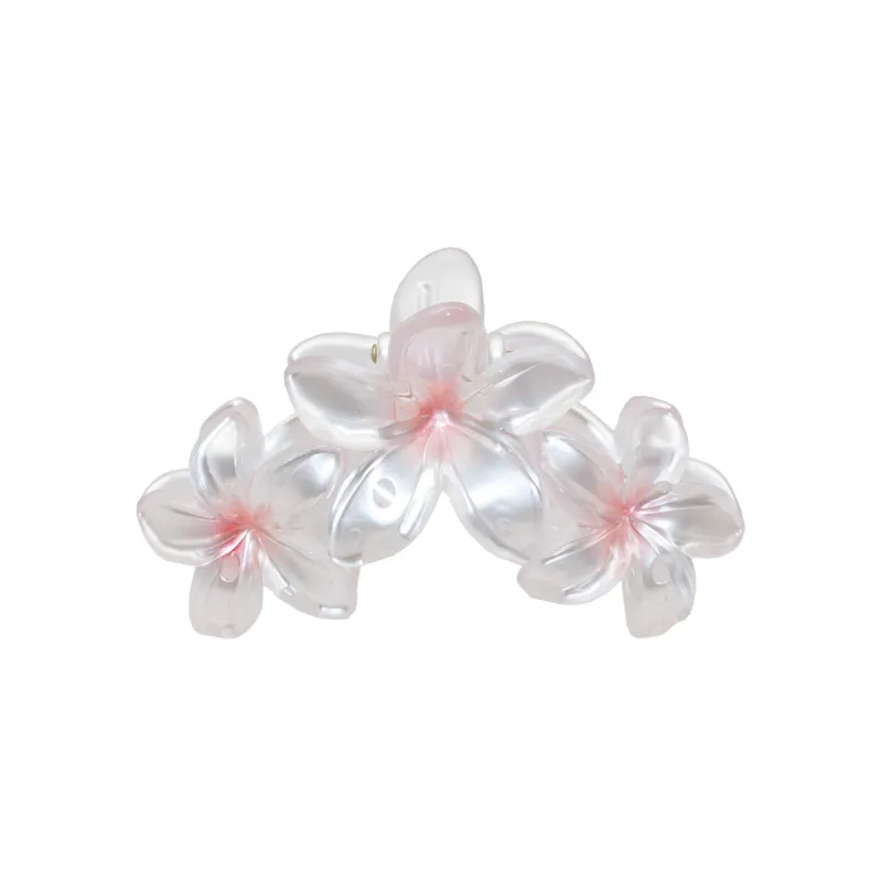 Miss Super Bloom Clip in Rose Pearl made by Emi Jay