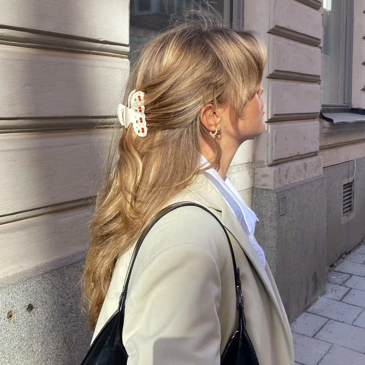 Sweetheart Clip in Cherry Pie sold by Emi Jay product image thumbnail 4