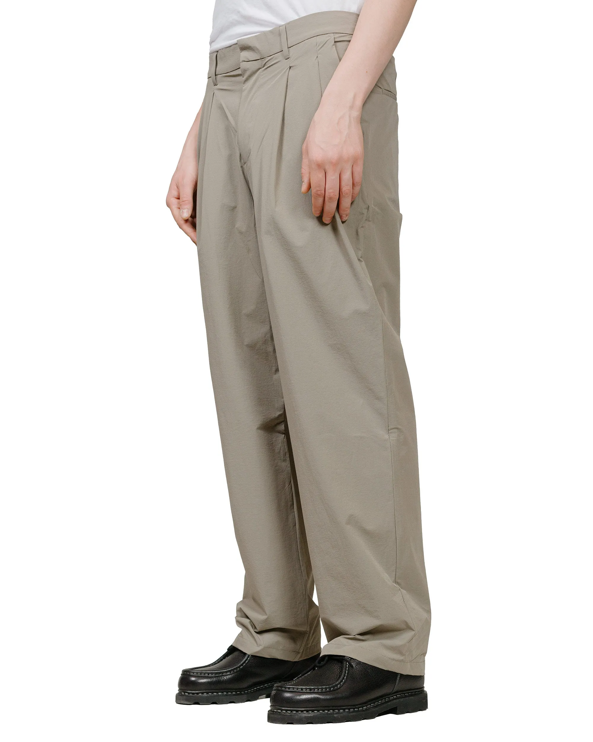 Norse Projects Benn Travel Light Pants Concrete Grey sold by Lost & Found product image thumbnail 2