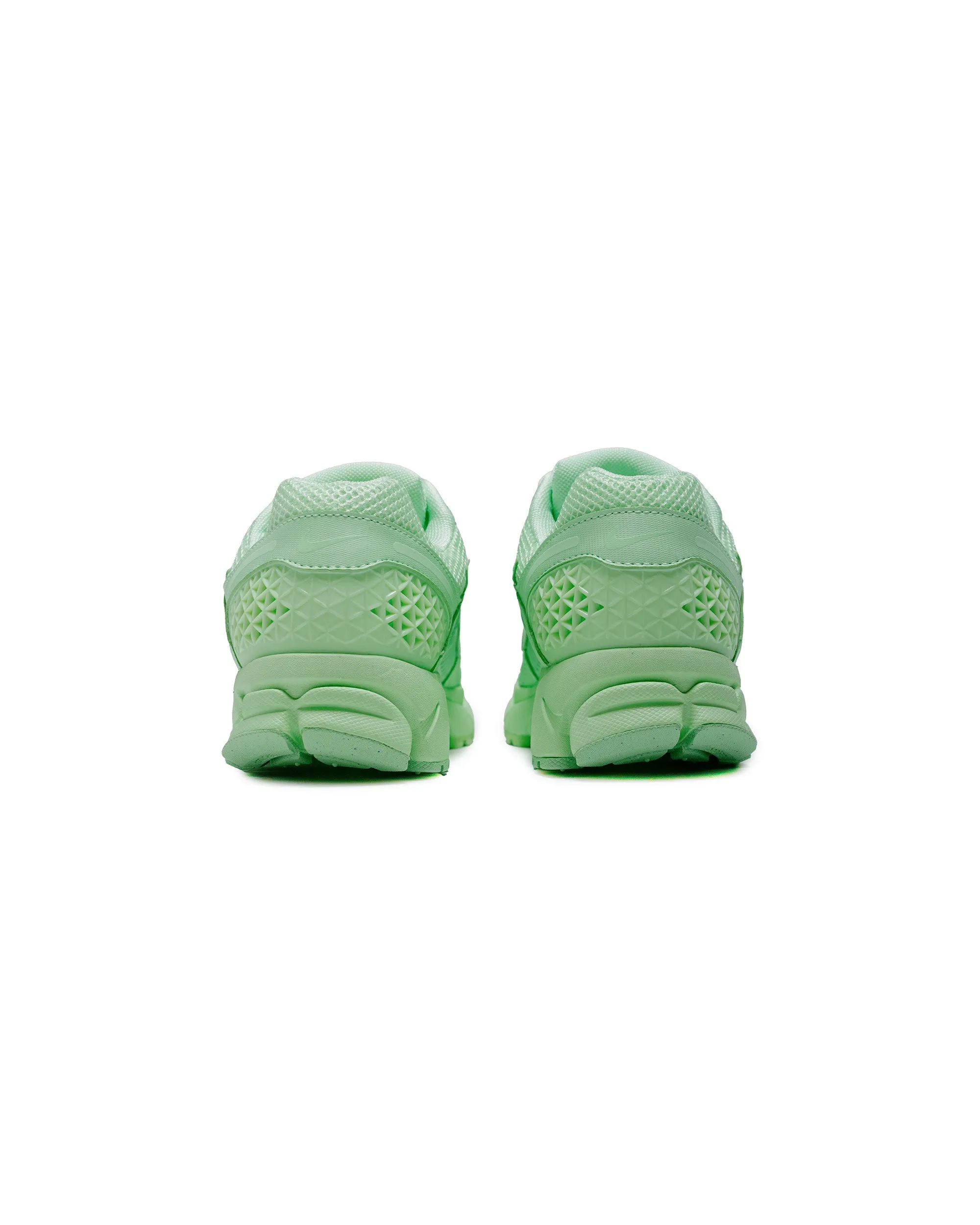Nike Zoom Vomero 5 Vapor Green sold by Lost & Found product image thumbnail 4