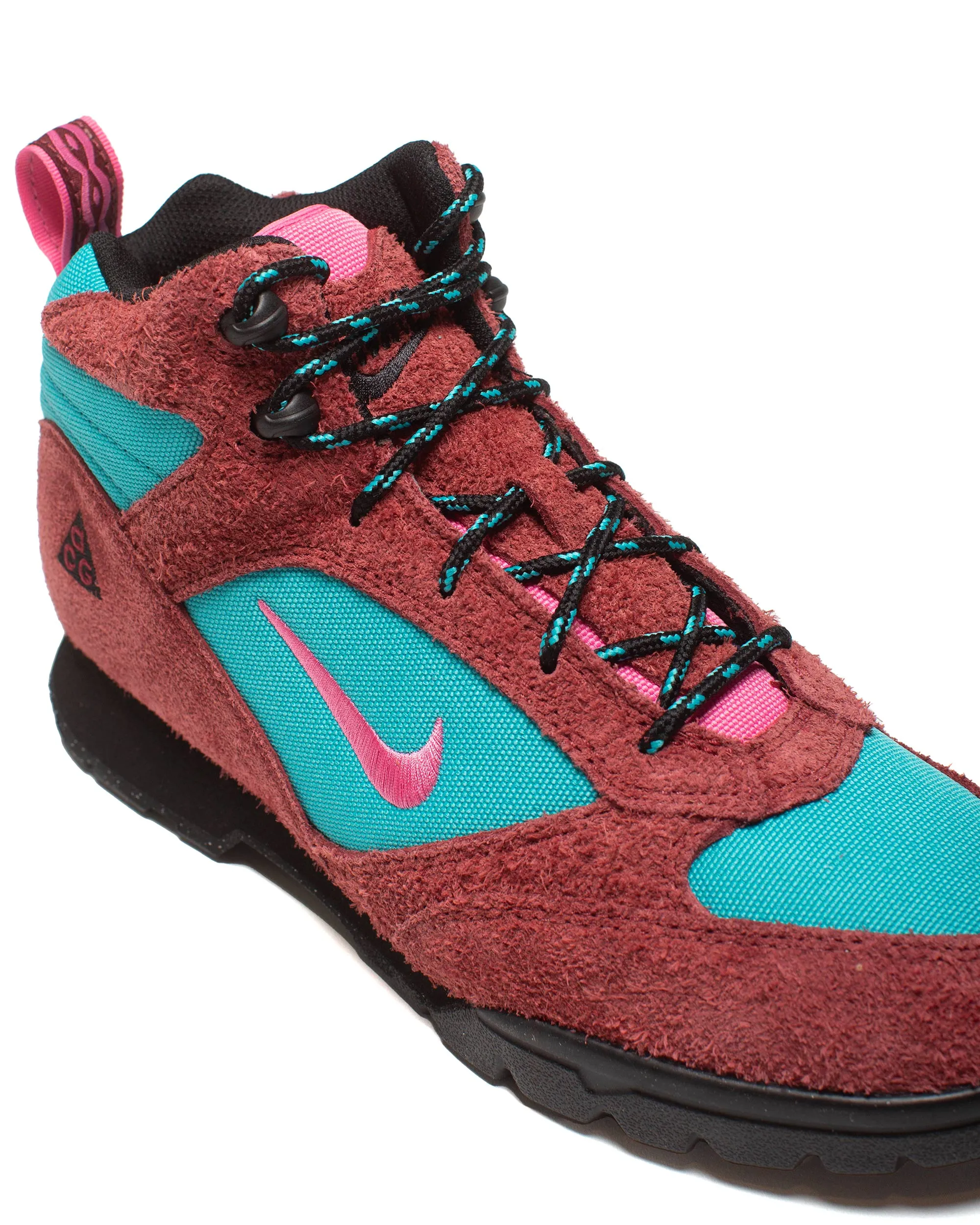 Nike ACG Torre Mid Team Red/Pinksicle sold by Lost & Found product image thumbnail 3