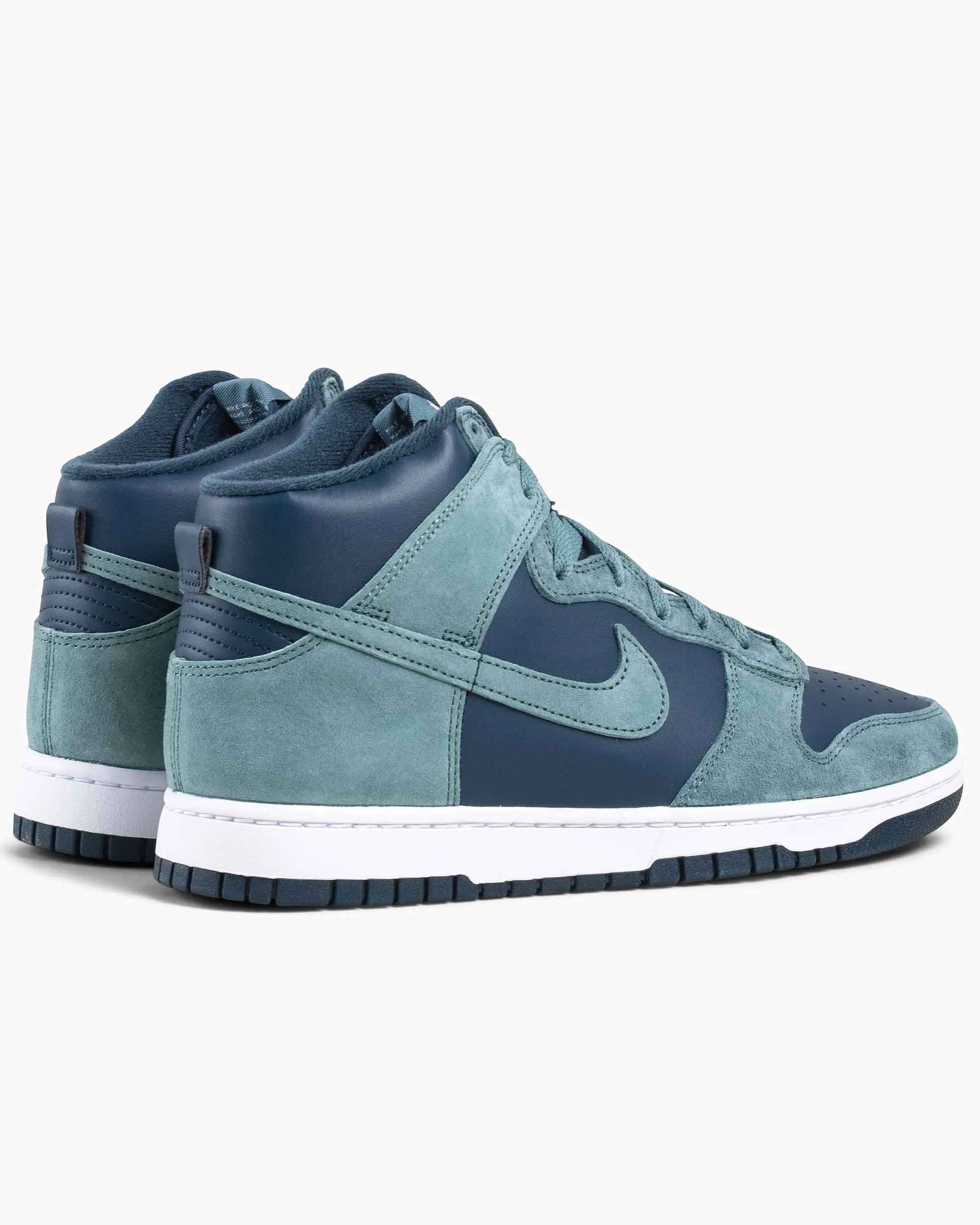 Nike Dunk High Retro PRM Armory Navy sold by Lost & Found product image thumbnail 3