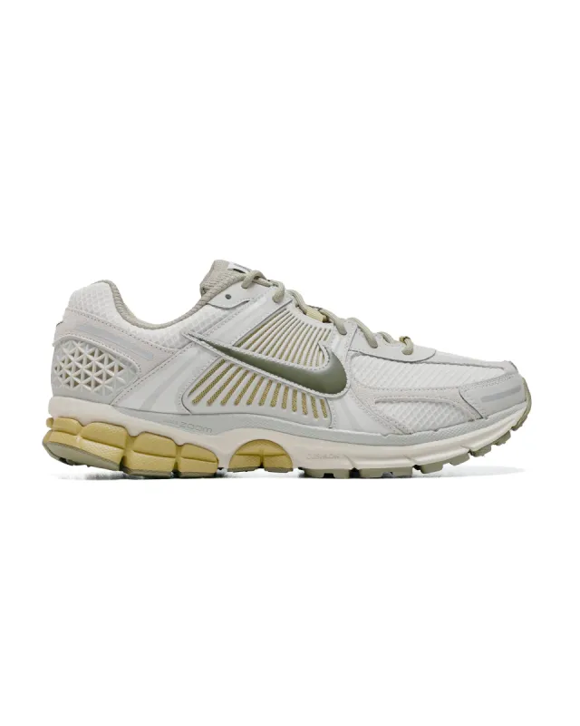 Nike Zoom Vomero 5 Light Bone/Phantom sold by Lost & Found