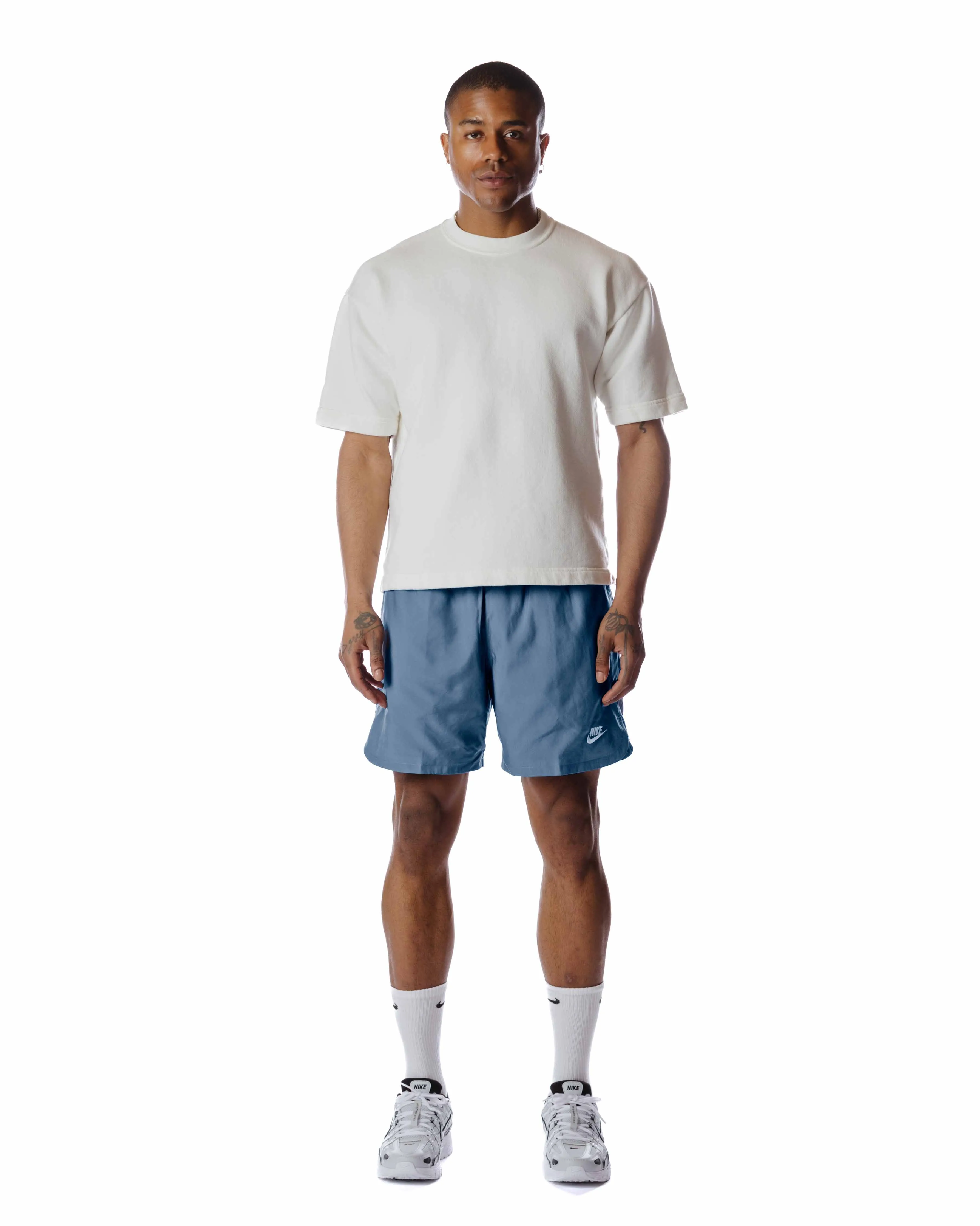 Nike Sportswear Sport Essentials Lined Flow Shorts Diffused Blue sold by Lost & Found product image thumbnail 2