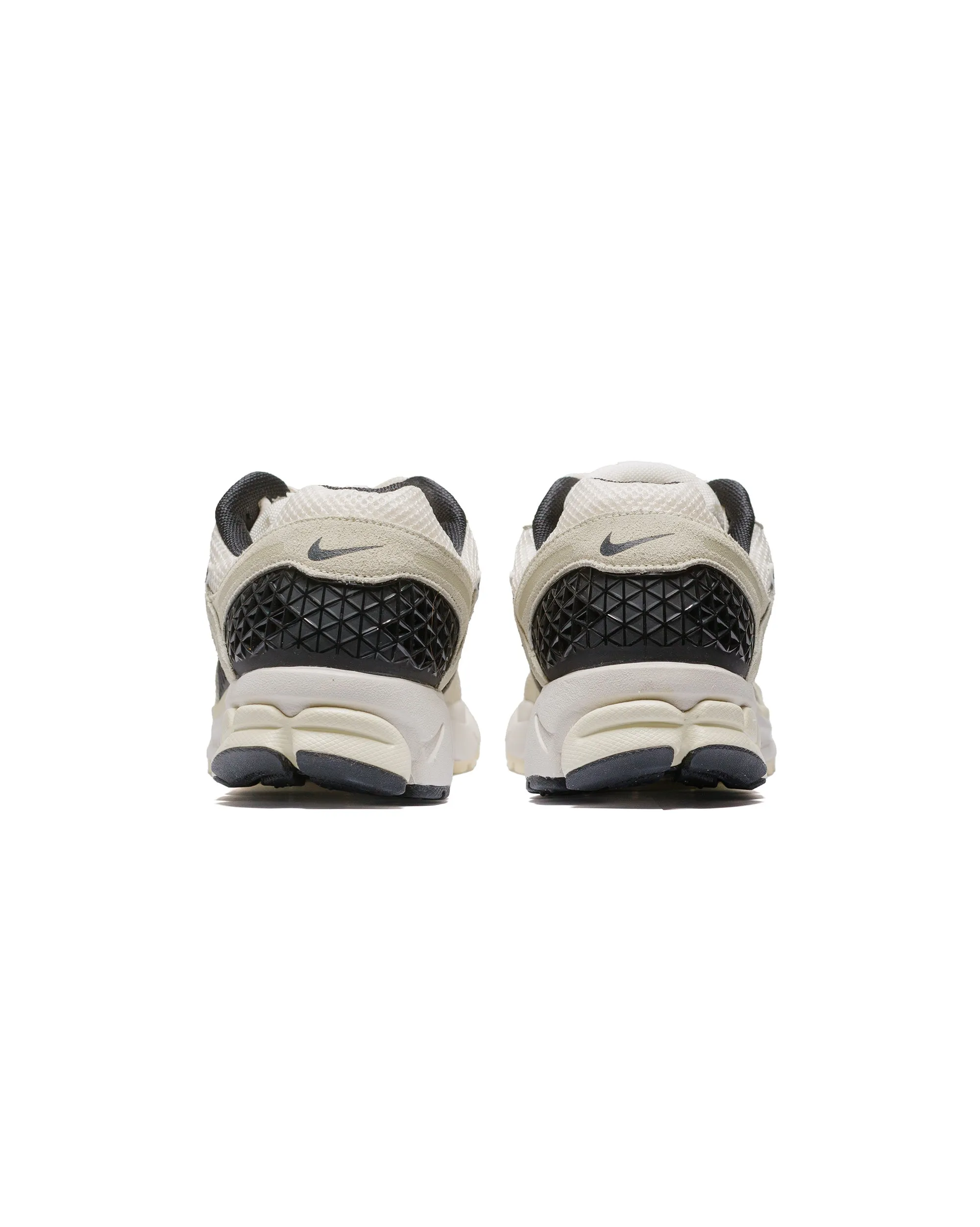 Nike Zoom Vomero 5 Alabaster/Pale Ivory sold by Lost & Found product image thumbnail 4