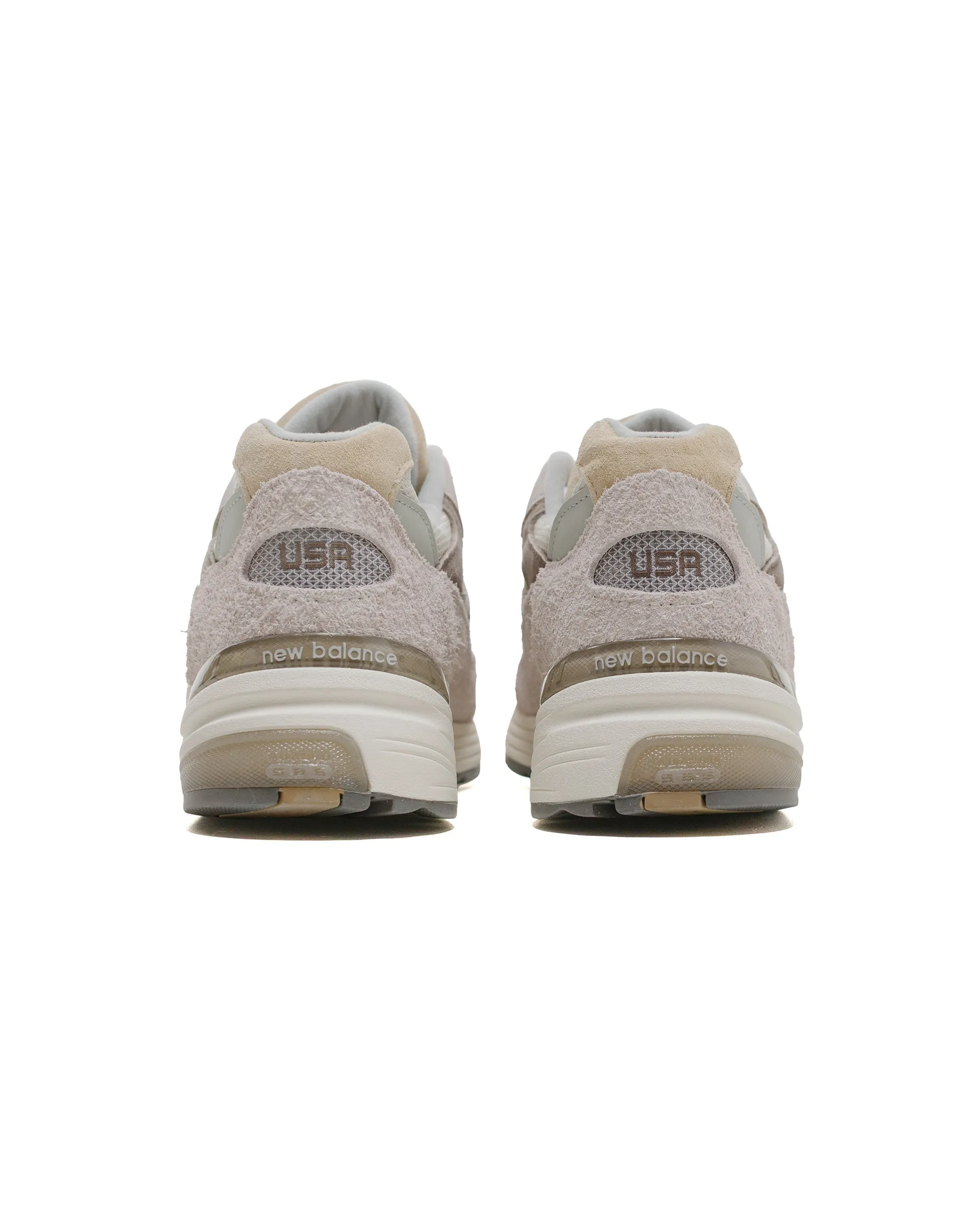 New Balance U992MM Moonrock/Mushroom sold by Lost & Found product image thumbnail 4
