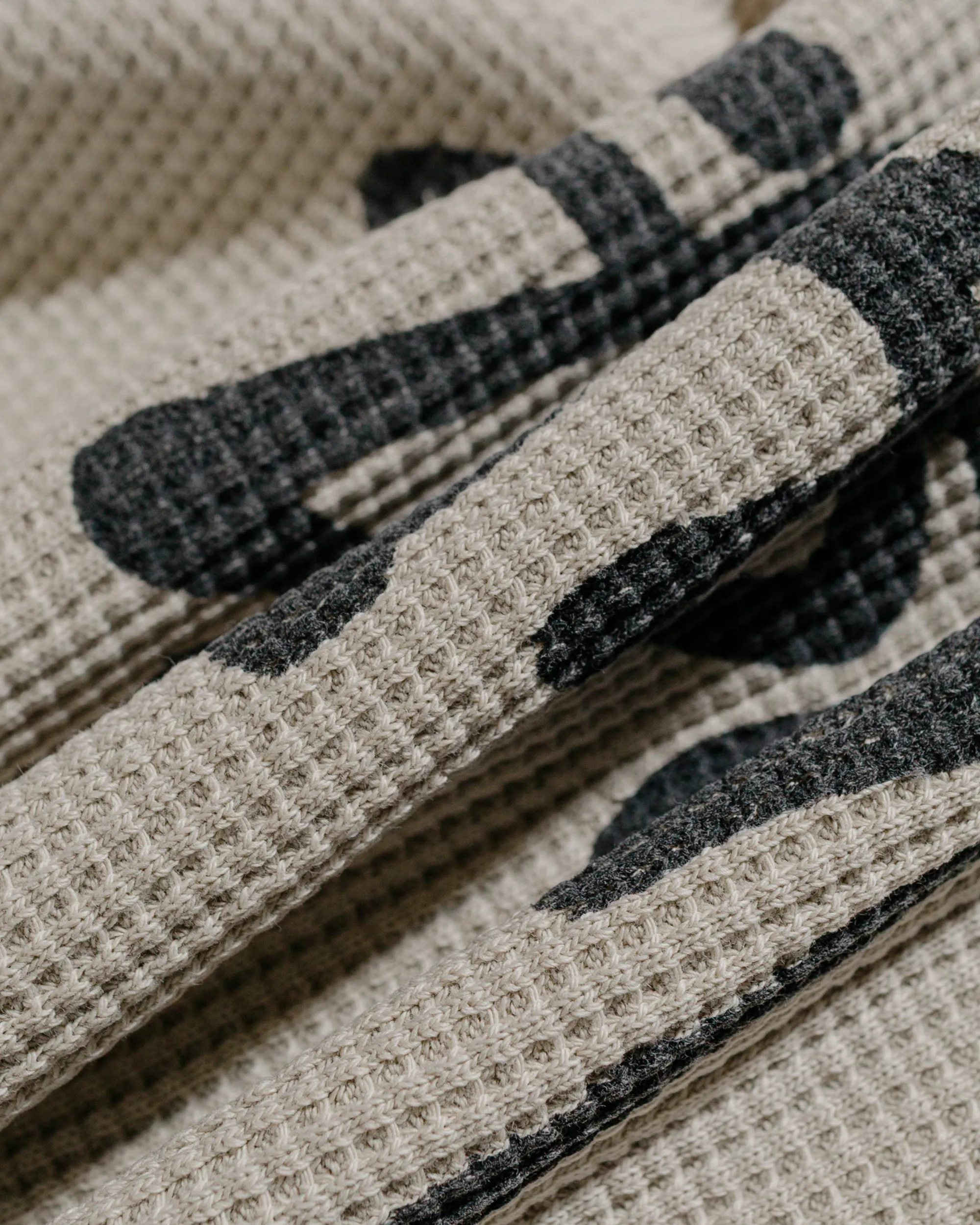 Stüssy Basic Stock Raglan Thermal Bone sold by Lost & Found product image thumbnail 3