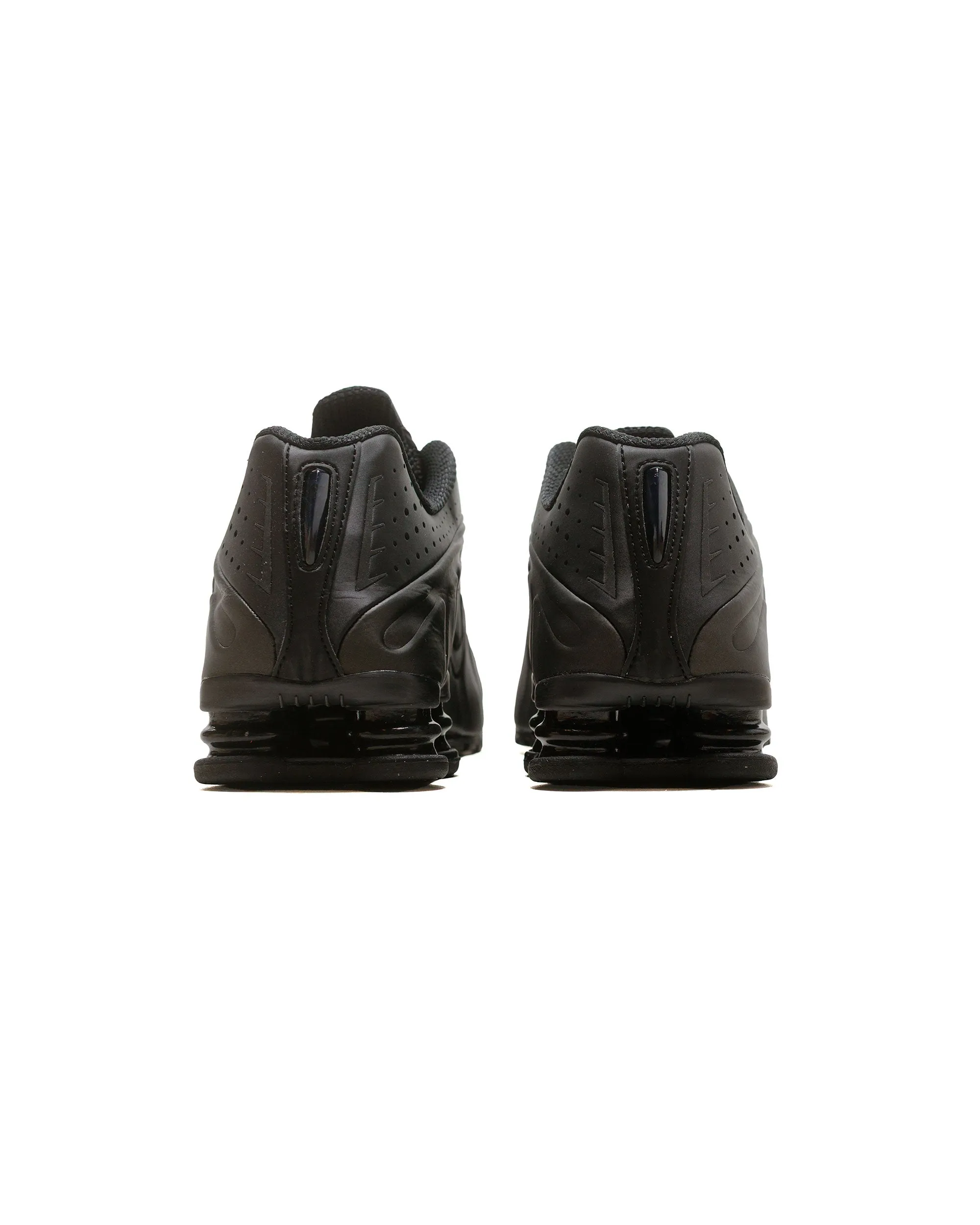 Nike Shox R4 Black/Bright Crimson sold by Lost & Found product image thumbnail 4