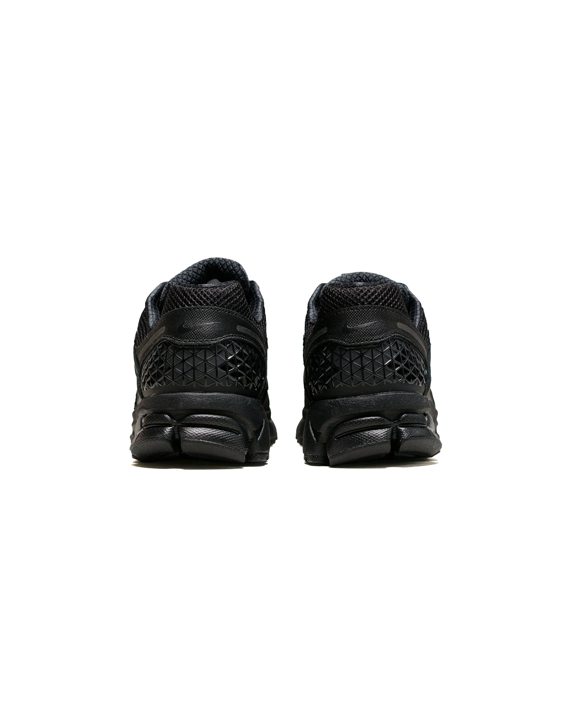 Nike Zoom Vomero 5 Black sold by Lost & Found product image thumbnail 4