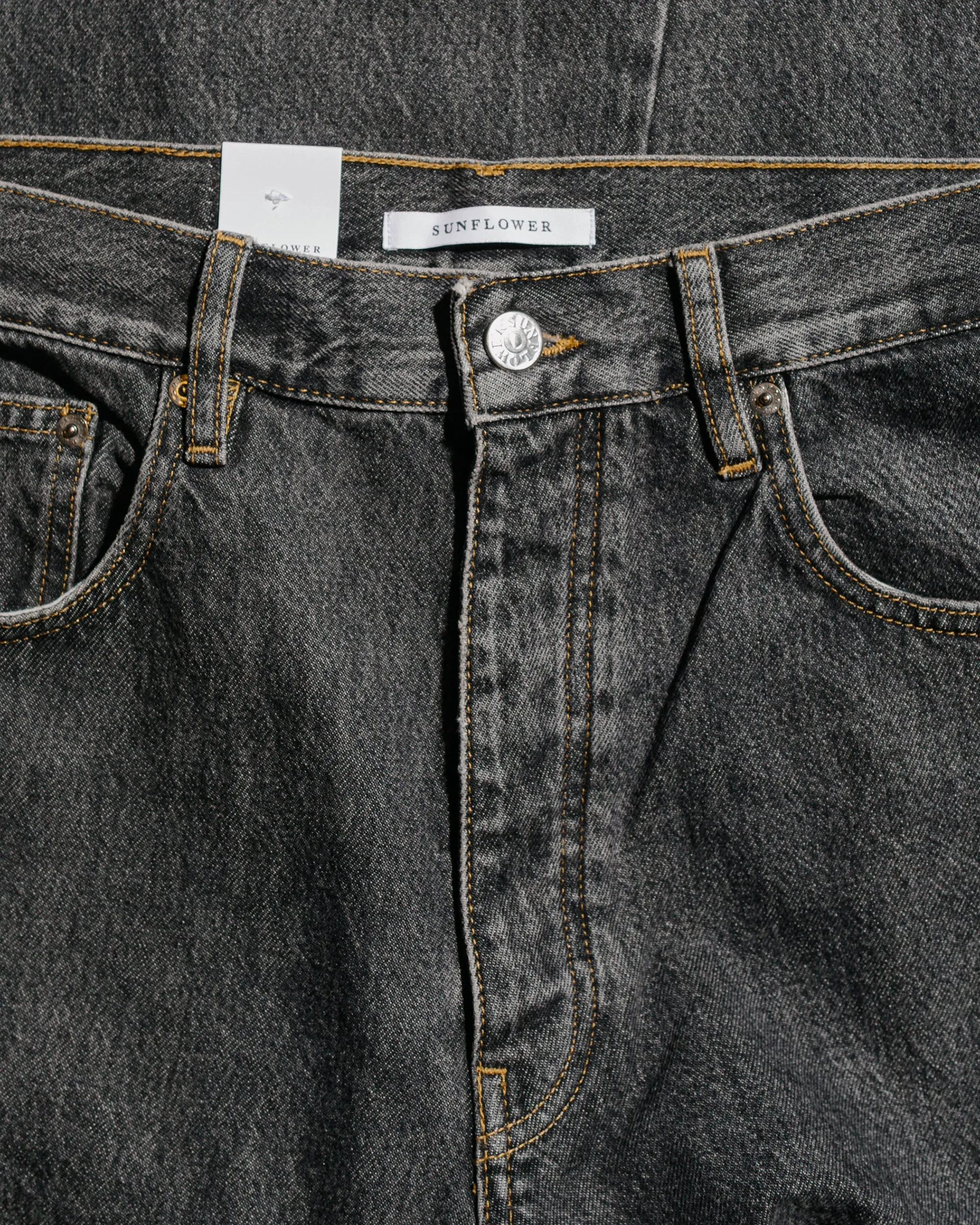 Sunflower Wide Twist Black Stone sold by Lost & Found product image thumbnail 5