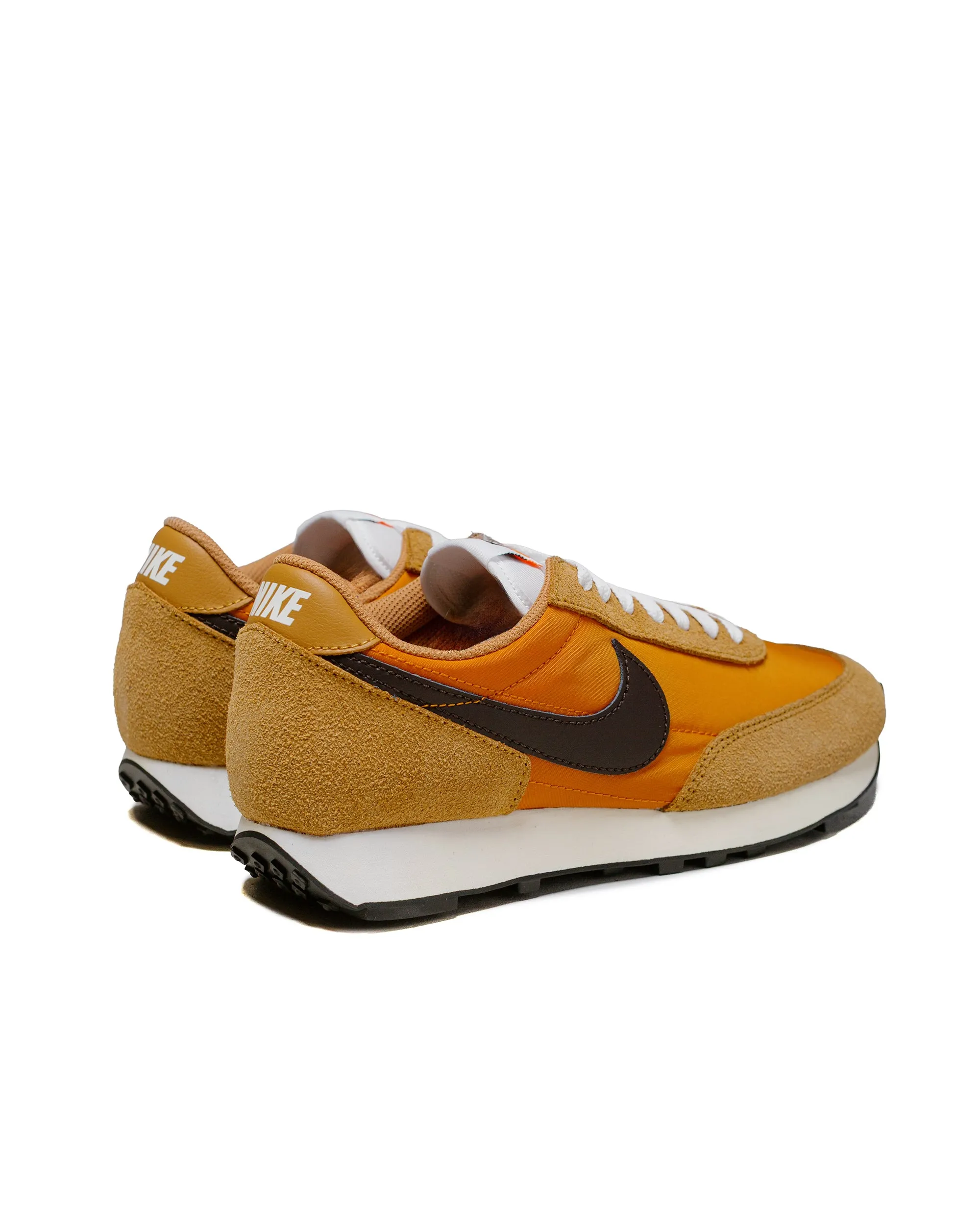 Nike Daybreak SP Flax/Velvet Brown-Monarch sold by Lost & Found product image thumbnail 3
