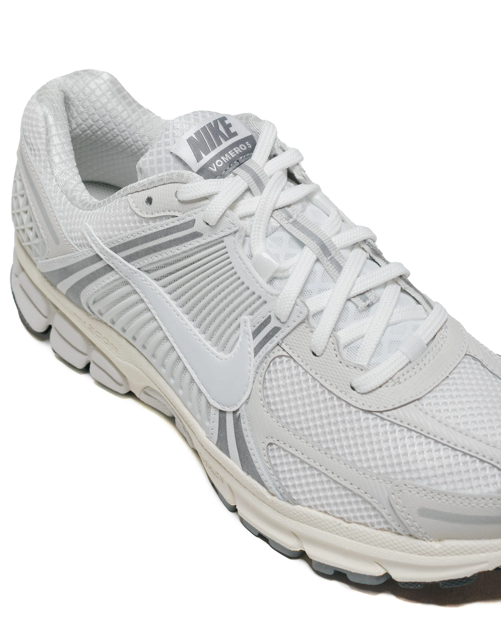 Nike Zoom Vomero 5 SE Platinum Tint/Iron Grey/Photon Dust sold by Lost & Found product image thumbnail 3