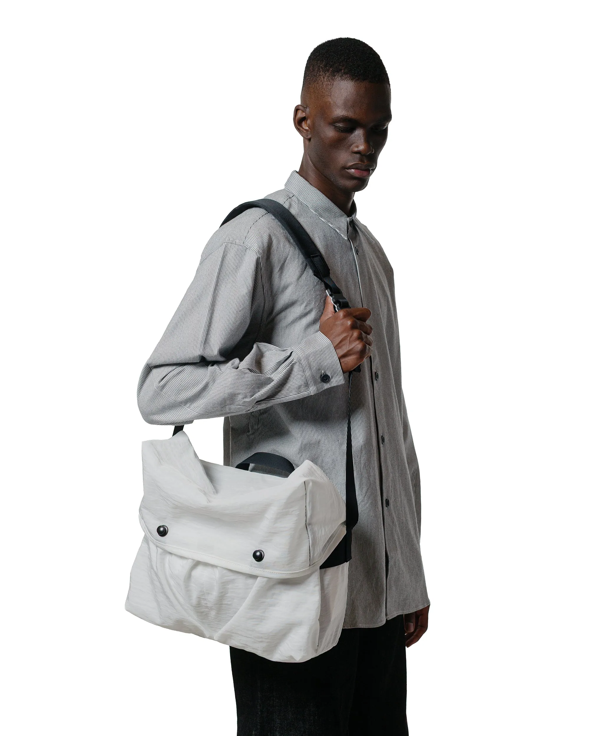 MAN-TLE R19 Gear-4 Mini Messenger White Nylon sold by Lost & Found product image thumbnail 2