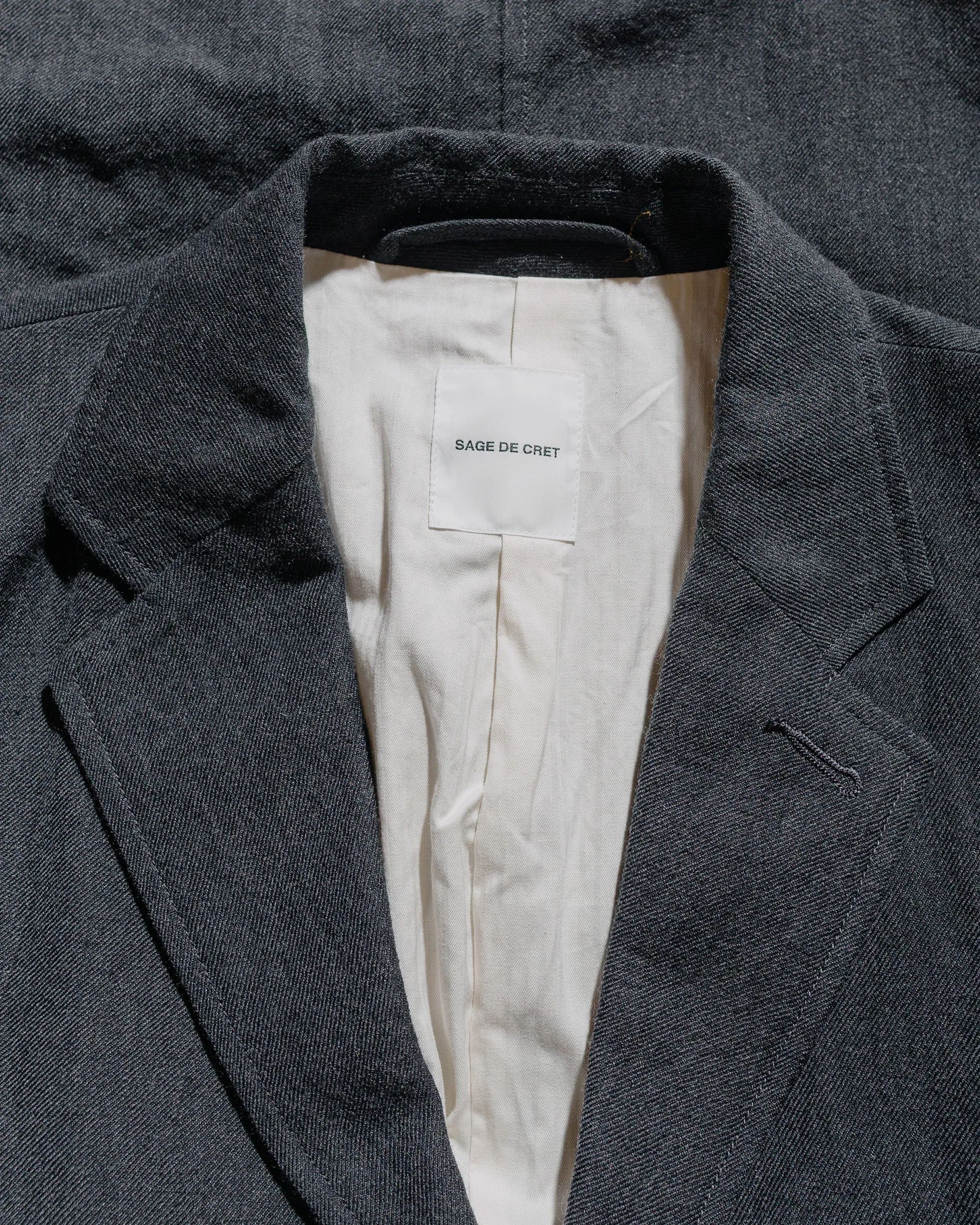 Sage de Cret Wool/Linen Serge Tailored Jacket Charcoal sold by Lost & Found product image thumbnail 5