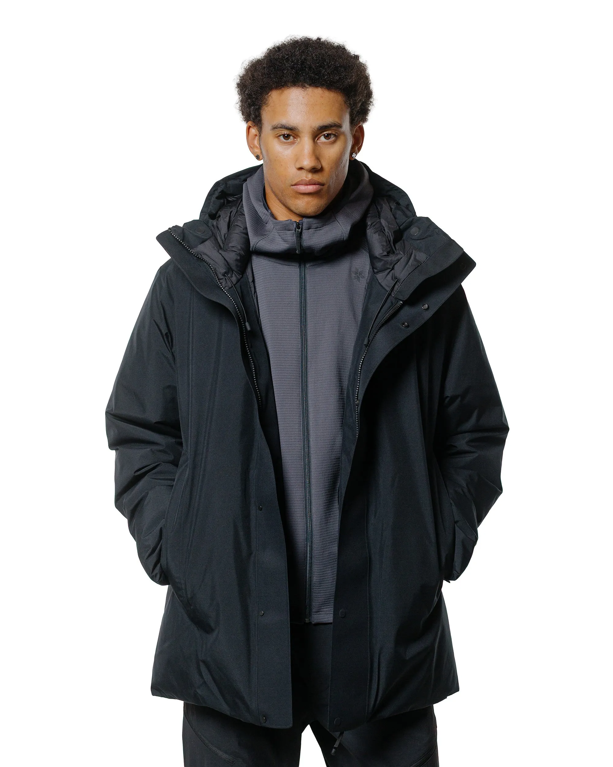 Goldwin GORE-TEX Snow Range Down M/L Jacket sold by Lost & Found product image thumbnail 2