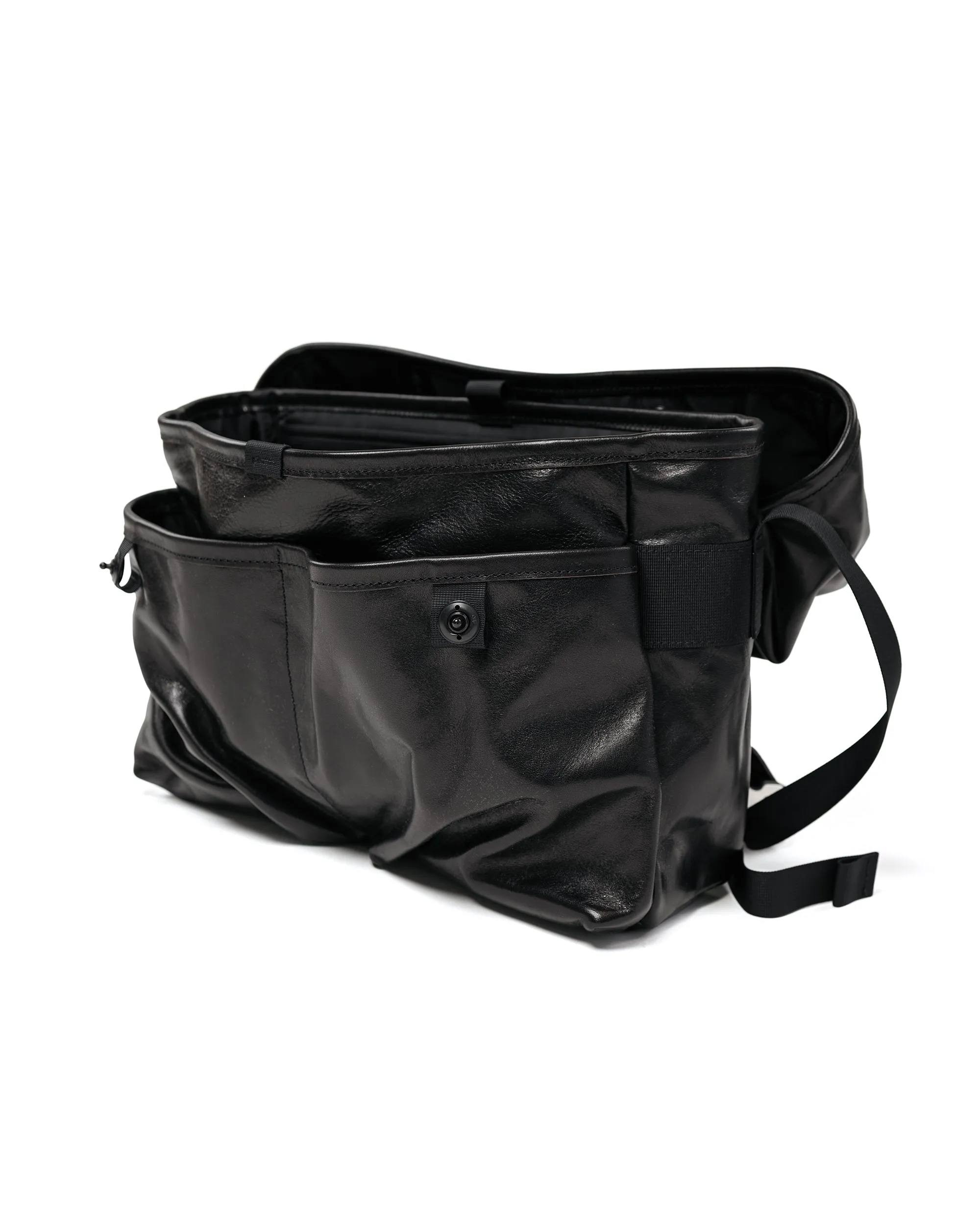 MAN-TLE R20G4 'Mini Messenger' Black Hide sold by Lost & Found