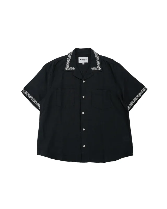 Corridor Harmony Embroidered SS Black made by Corridor