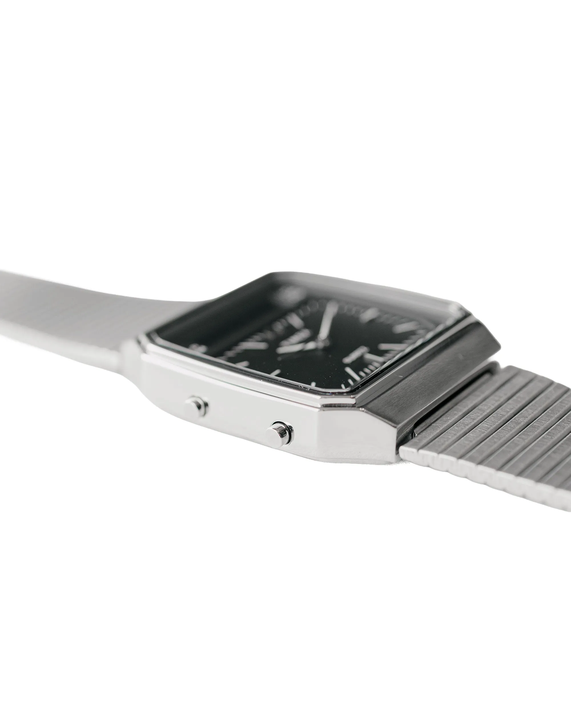Timex Q 1982 Ana-Digi Reissue 33mm sold by Lost & Found product image thumbnail 3