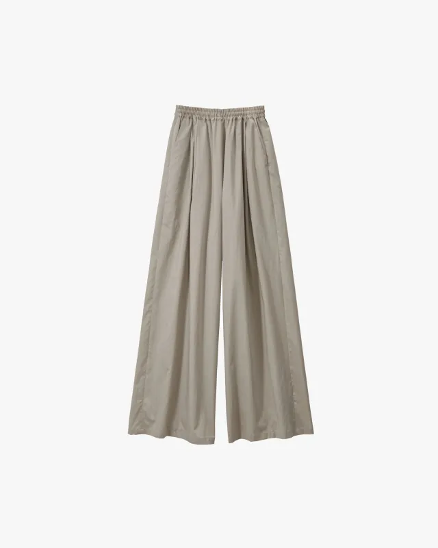 Silicon Poplin Two Tuck Easy Wide Pants sold by Graphpaper