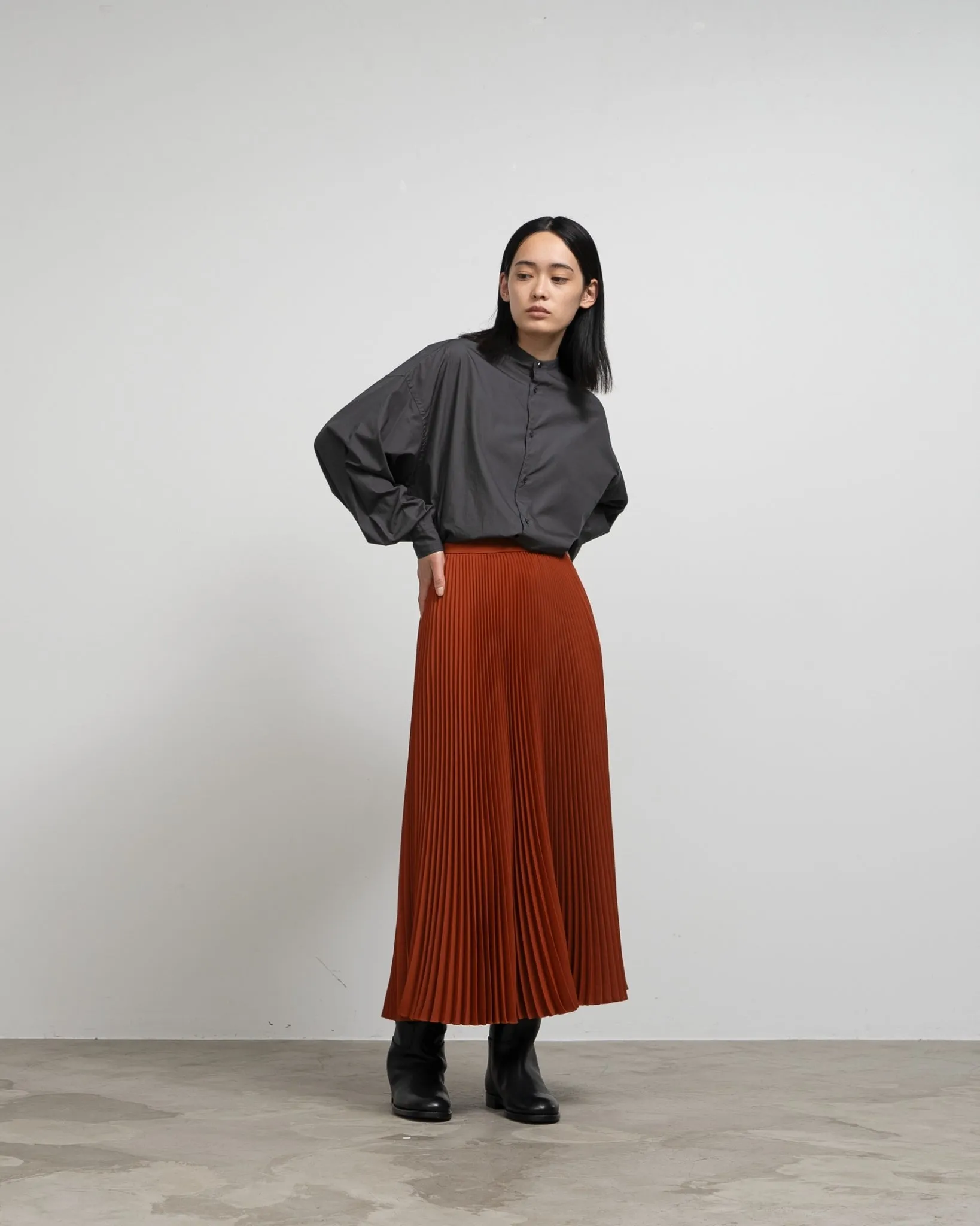 -SALE- Satin Pleats Skirt sold by Graphpaper product image thumbnail 3