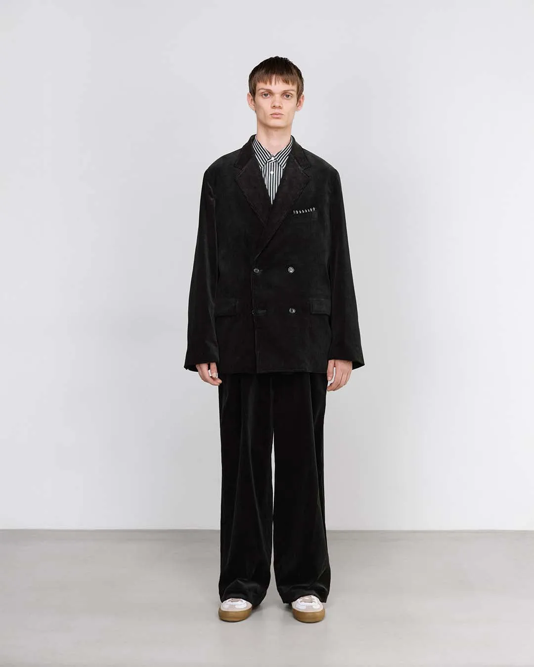 Suvin Corduroy Compact Shoulder Double Jacket sold by Graphpaper product image thumbnail 2