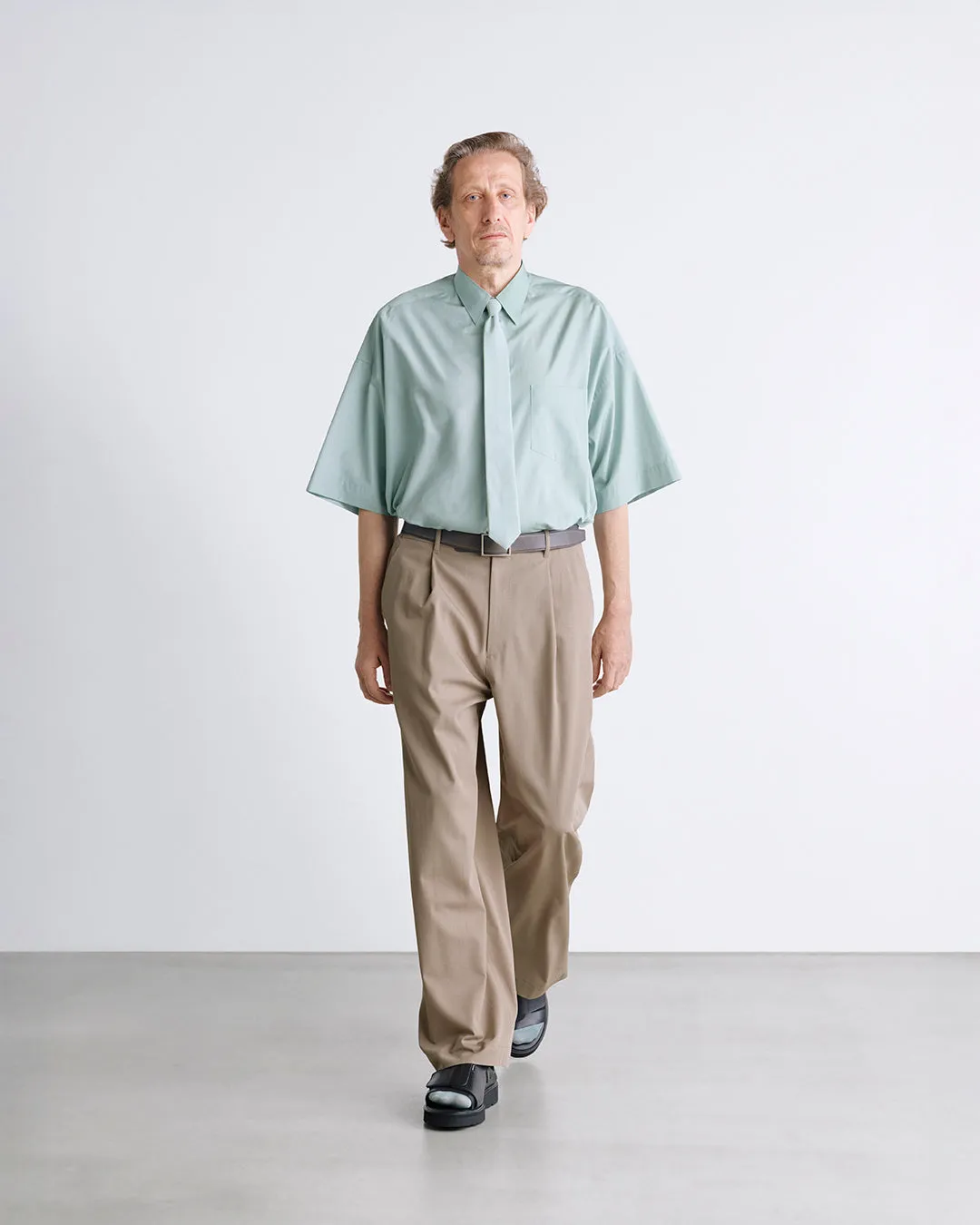 Techno Wool Twill Wide Tapered Trousers sold by Graphpaper product image thumbnail 5